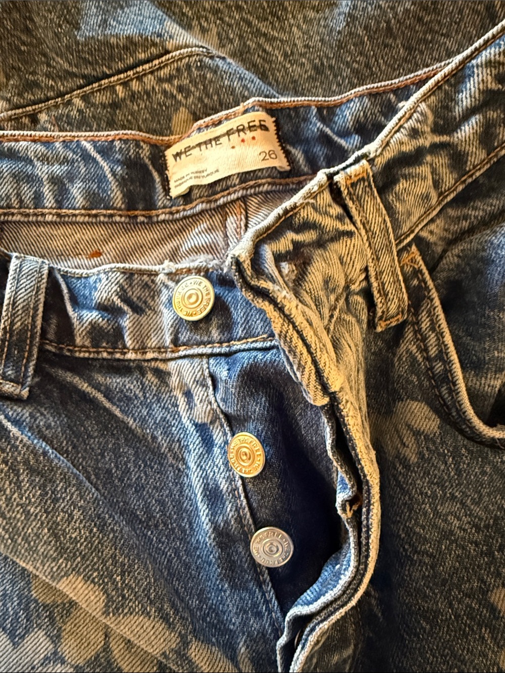 We The Free 
Good Luck Flower Printed Barrel Jeans - Picture 9 of 13